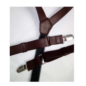 Bretelles en cuir marron fabriquée en France atelier artisanal